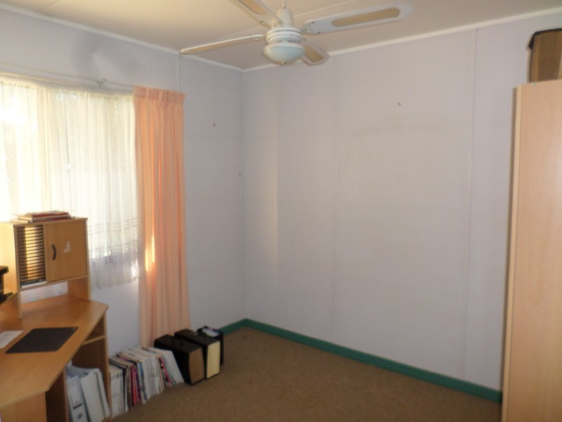 22 Adelong Avenue, Thagoona QLD 4306
