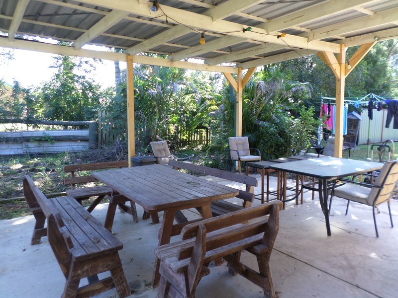 22 Adelong Avenue, Thagoona QLD 4306