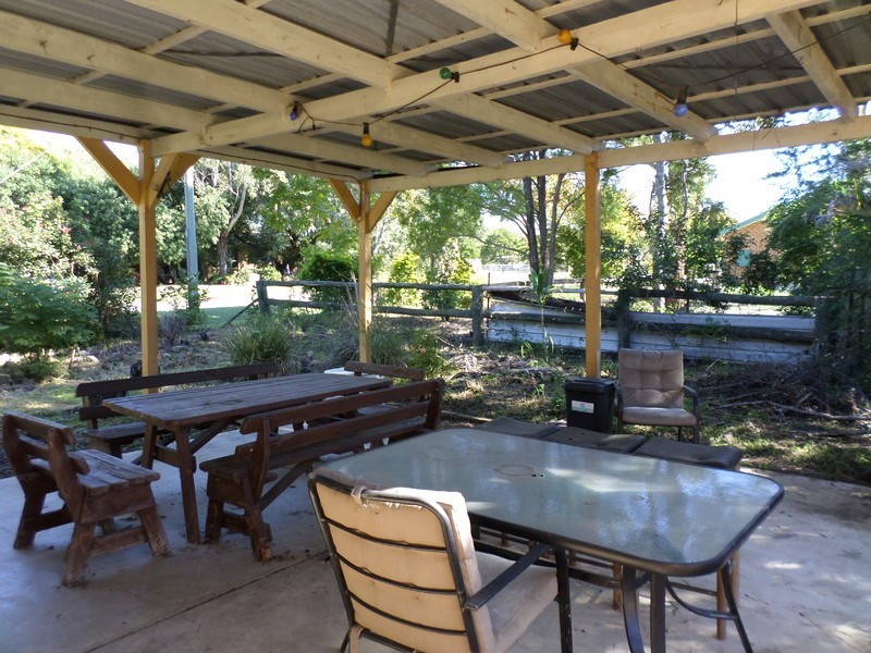 22 Adelong Avenue, Thagoona QLD 4306