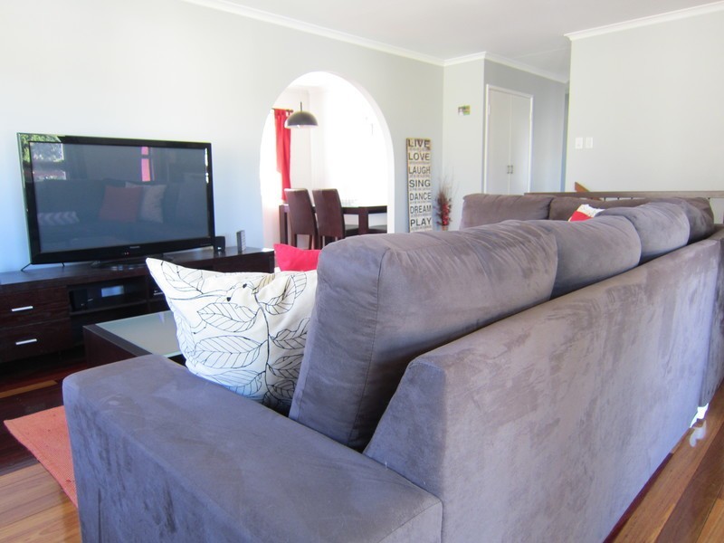 37 Jarrah Street, Raceview QLD 4305