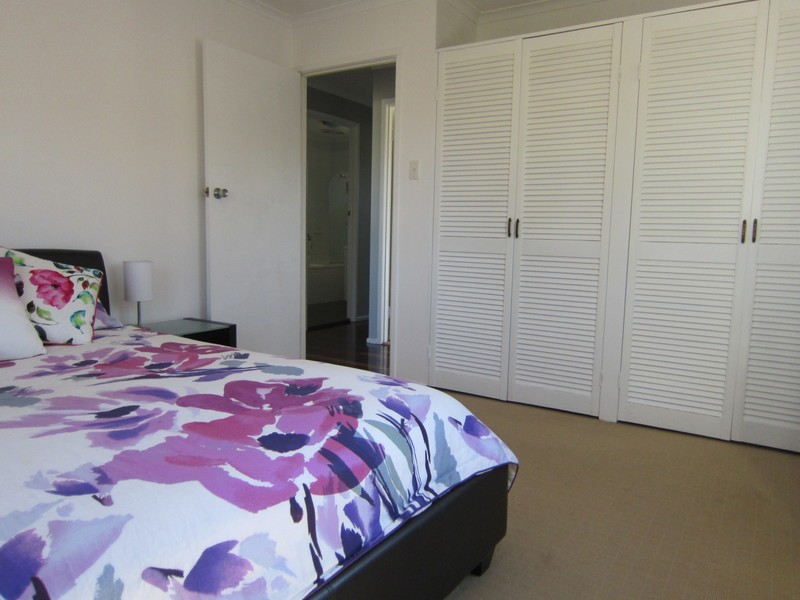 37 Jarrah Street, Raceview QLD 4305