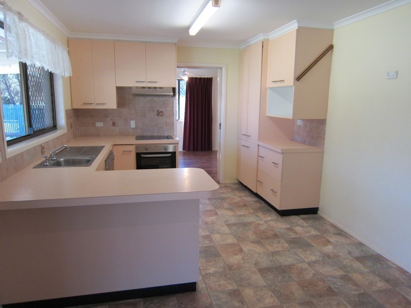 66 Jacaranda Drive, Yamanto QLD 4305