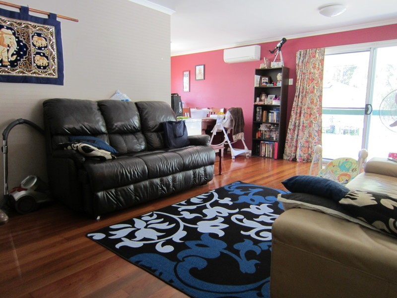 16 Tibbits Street, Bundamba QLD 4304