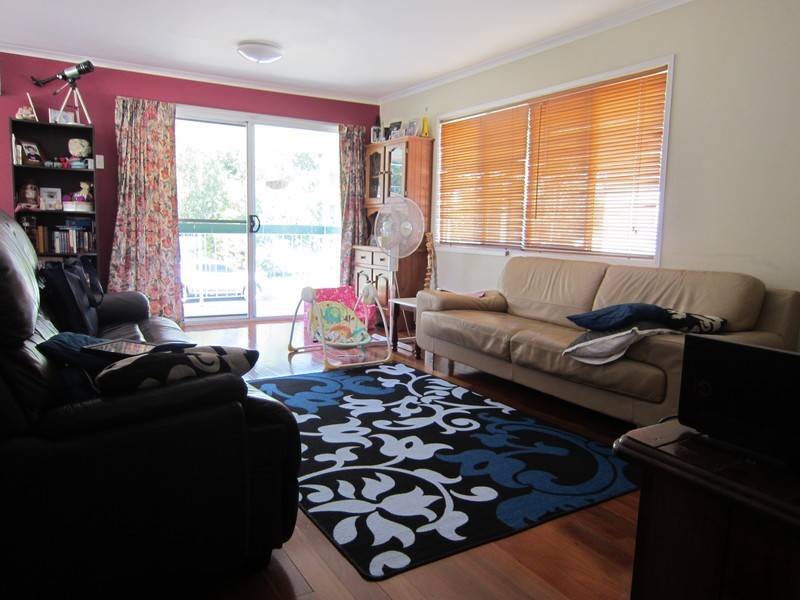 16 Tibbits Street, Bundamba QLD 4304