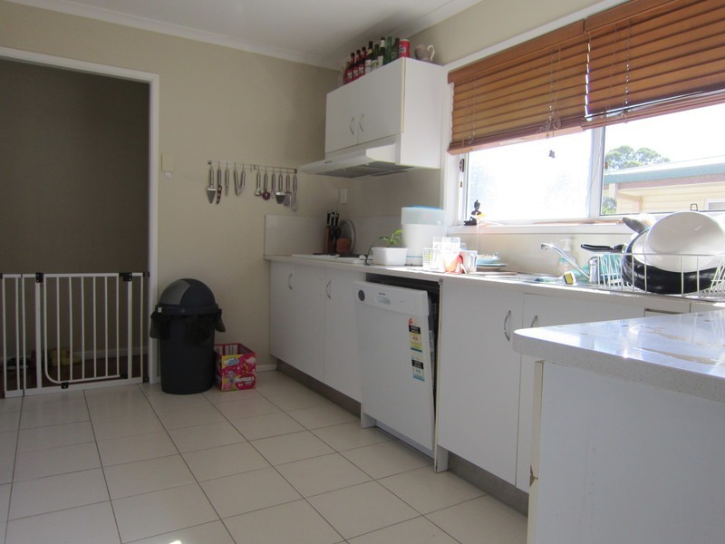 16 Tibbits Street, Bundamba QLD 4304