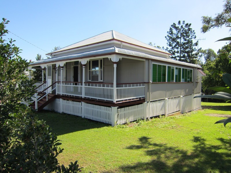 101 Pine Mountain Road, Brassall QLD 4305