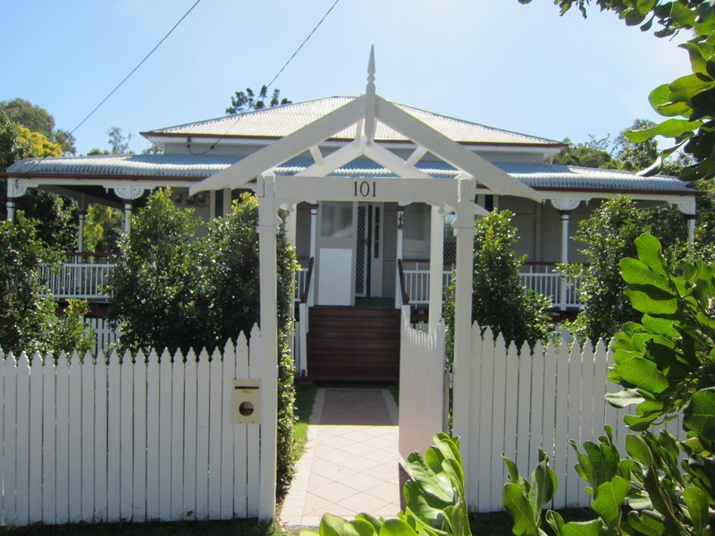 101 Pine Mountain Road, Brassall QLD 4305