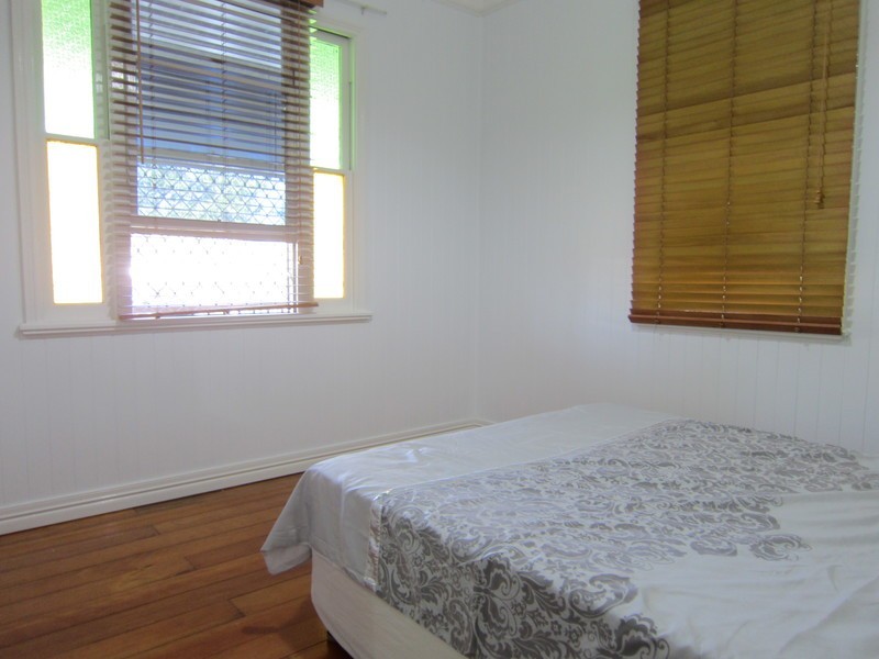 101 Pine Mountain Road, Brassall QLD 4305