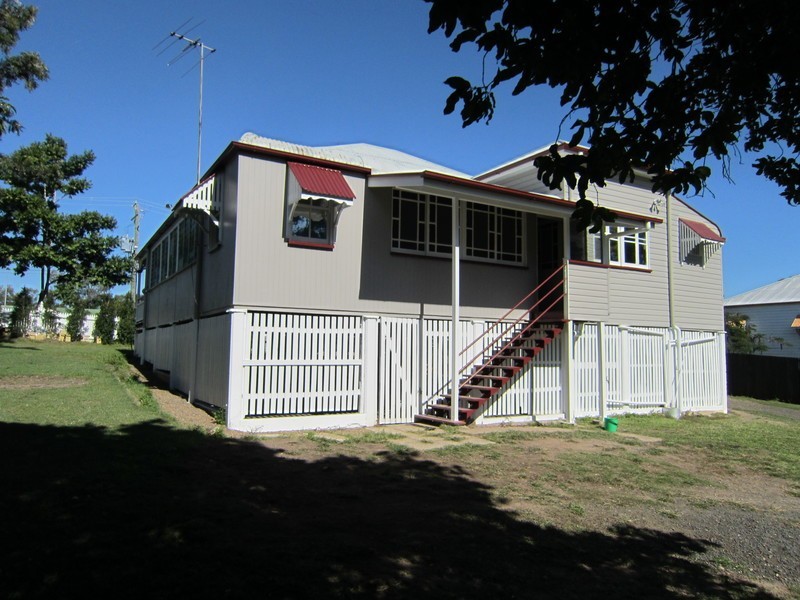 101 Pine Mountain Road, Brassall QLD 4305