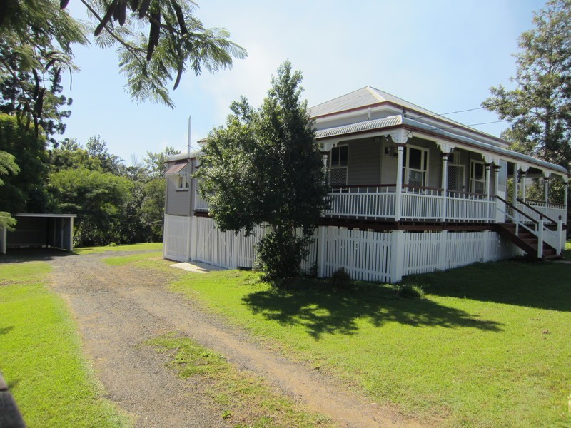 101 Pine Mountain Road, Brassall QLD 4305