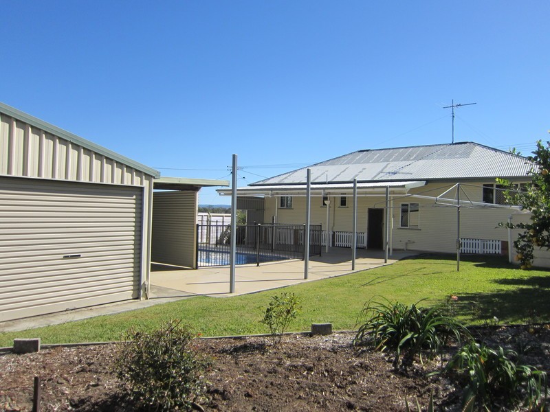 112 Aspinall Street, Leichhardt QLD 4305