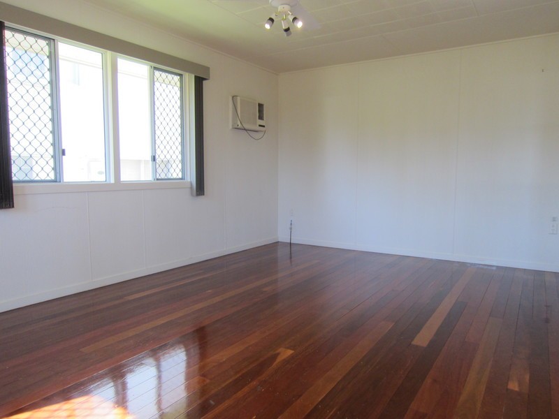 112 Aspinall Street, Leichhardt QLD 4305