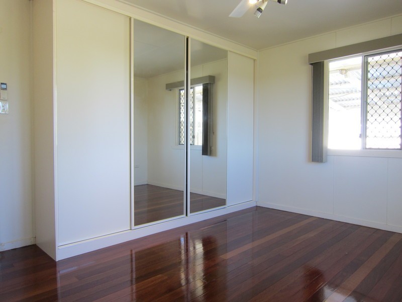 112 Aspinall Street, Leichhardt QLD 4305