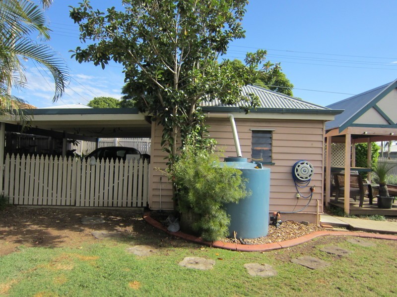 85 Glebe Road, Silkstone QLD 4304