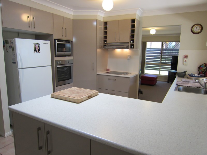 10 Rangeview Drive, Flinders View QLD 4305
