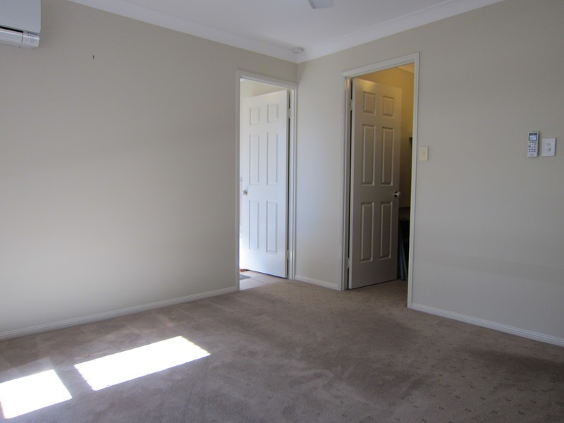 10 Rangeview Drive, Flinders View QLD 4305