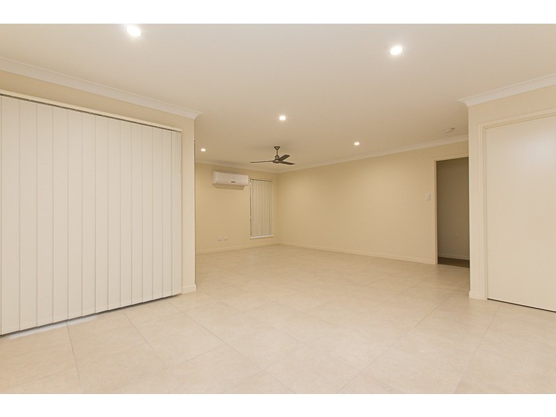 21 Cowie Street, Deebing Heights QLD 4306