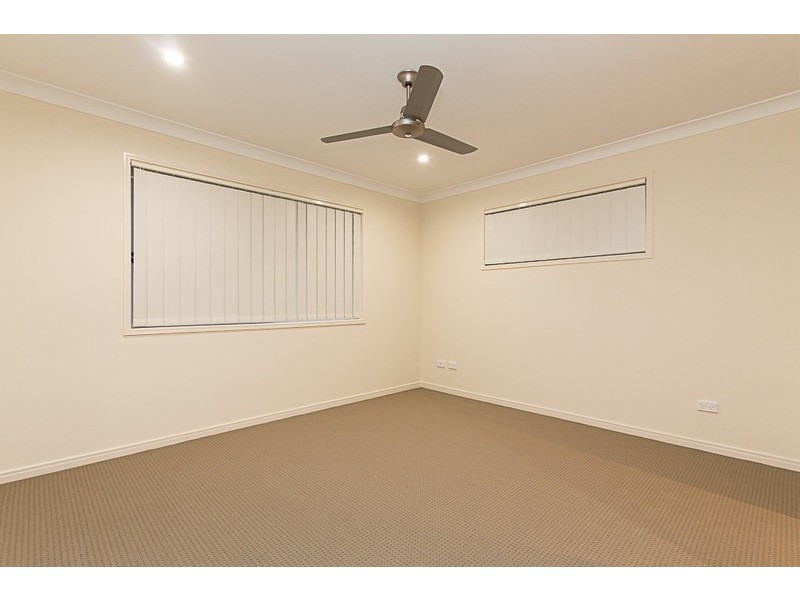 21 Cowie Street, Deebing Heights QLD 4306