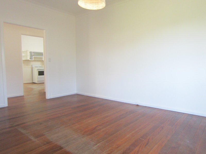 44 Walkers Lane, Booval QLD 4304
