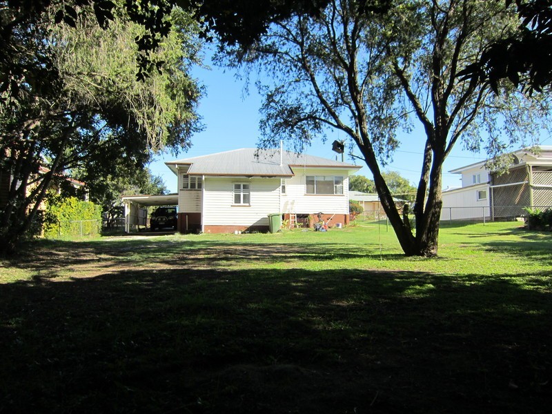 44 Walkers Lane, Booval QLD 4304