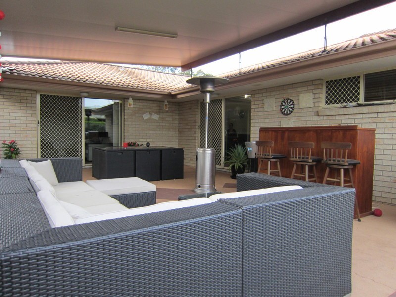 39 Burgess Street, Raceview QLD 4305