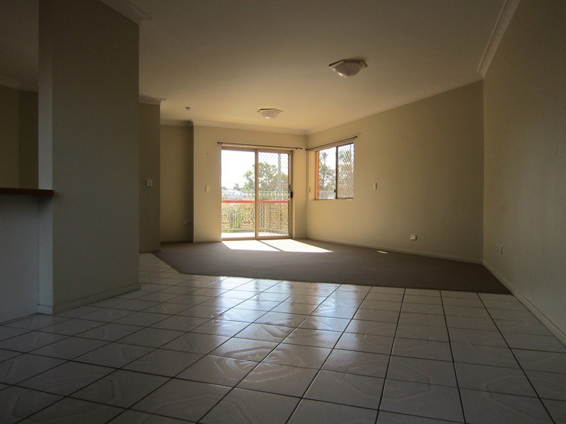 10/44 Bergin Street, Booval QLD 4304