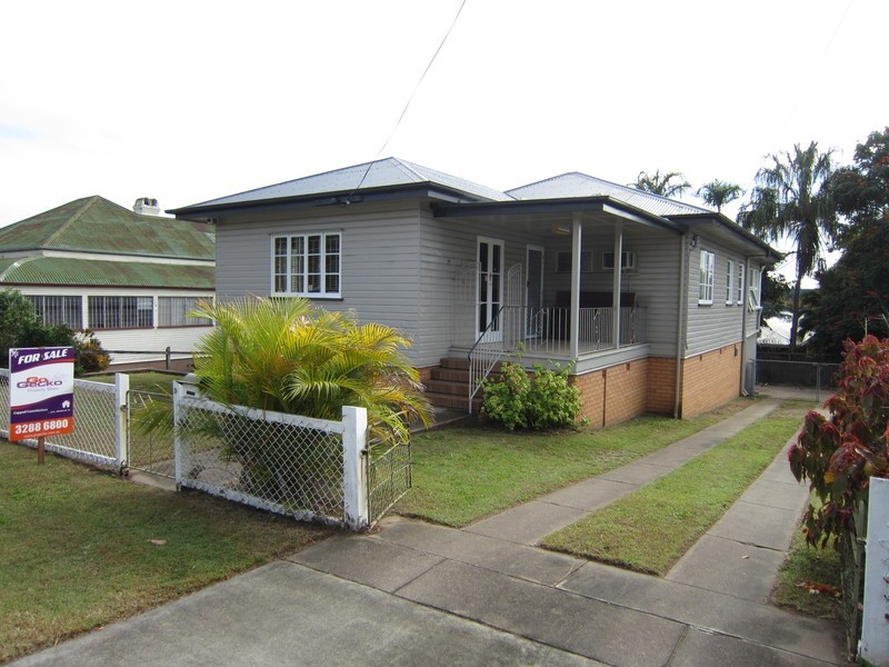 9 Gray Street, Ipswich QLD 4305