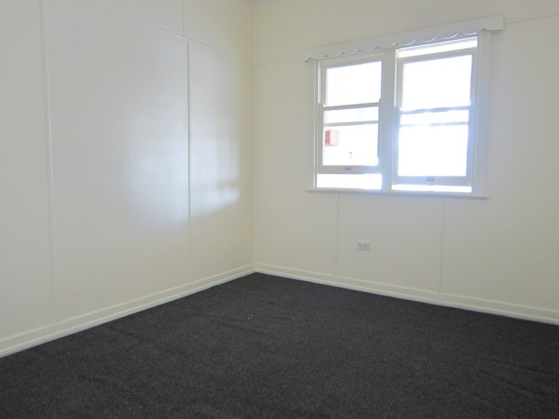 9 Gray Street, Ipswich QLD 4305