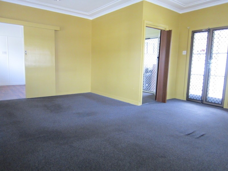 9 Gray Street, Ipswich QLD 4305
