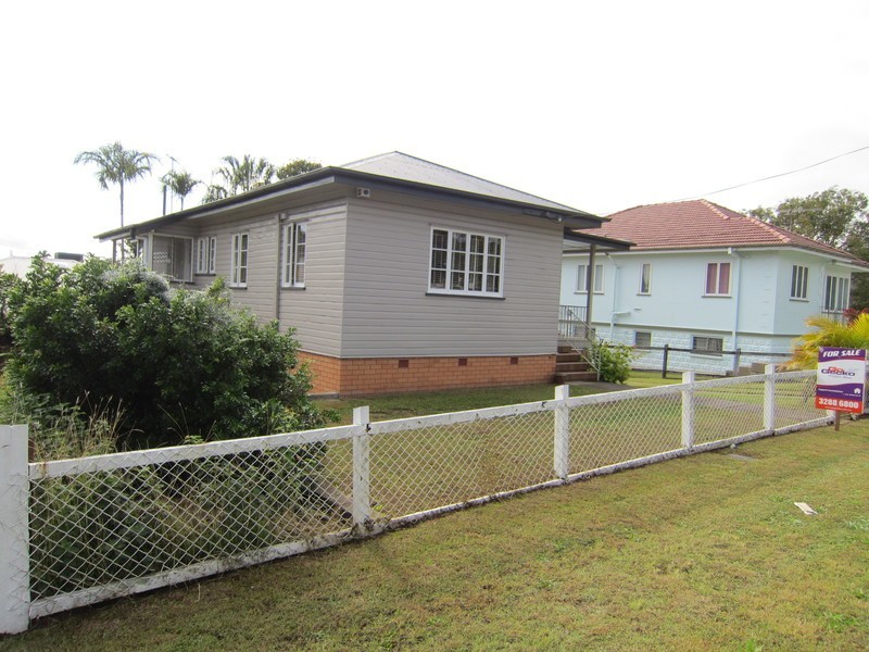 9 Gray Street, Ipswich QLD 4305