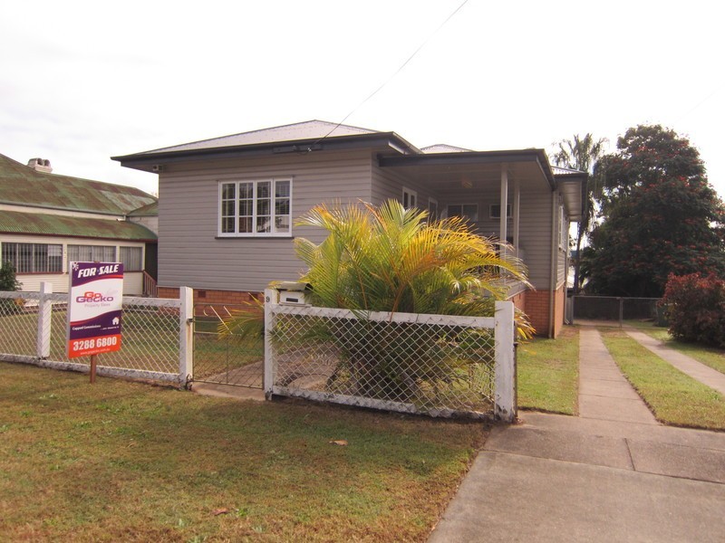 9 Gray Street, Ipswich QLD 4305