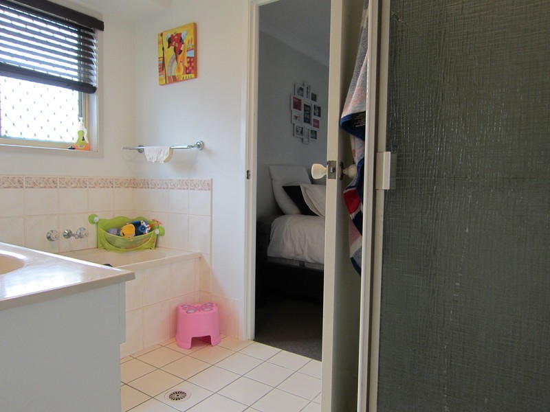 235 Ripley Road, Flinders View QLD 4305