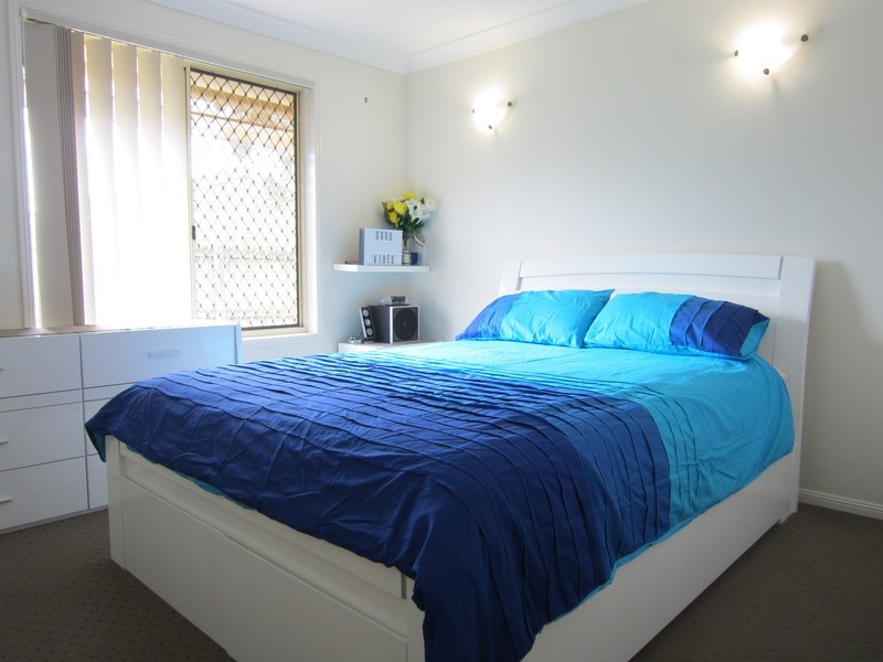 6 Japonica Court, Yamanto QLD 4305