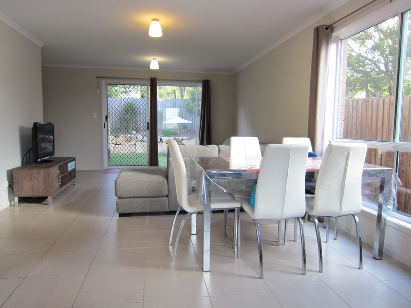 3/6 Denman Street, Leichhardt QLD 4305