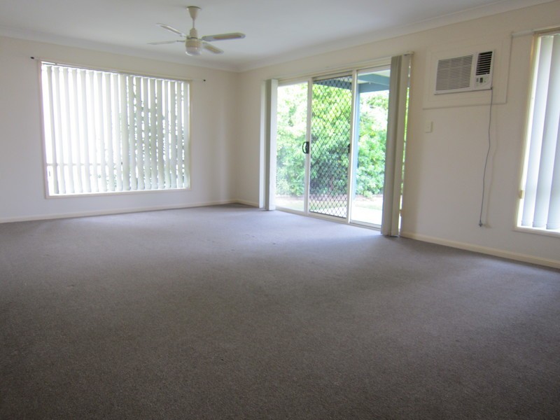 2/20 Colonial Court, Raceview QLD 4305
