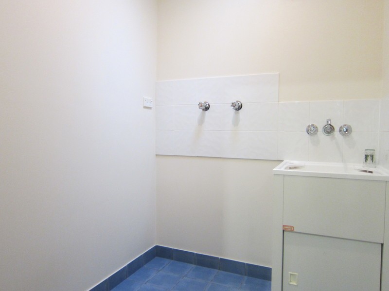 2/20 Colonial Court, Raceview QLD 4305