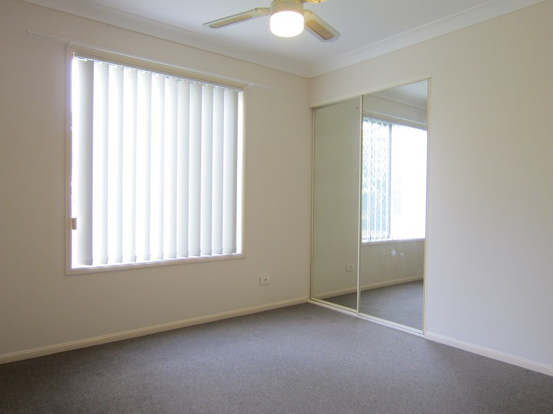 2/20 Colonial Court, Raceview QLD 4305