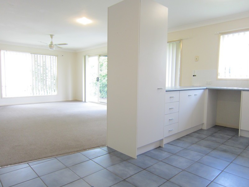 2/20 Colonial Court, Raceview QLD 4305