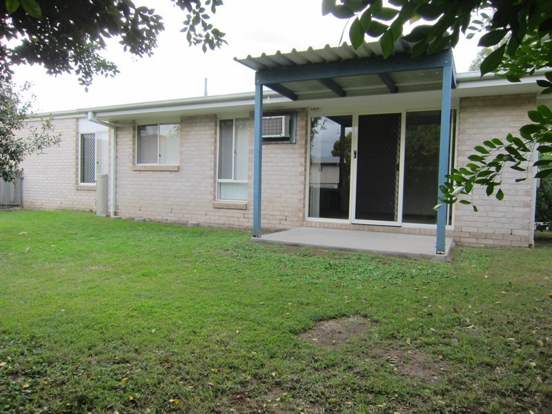 2/20 Colonial Court, Raceview QLD 4305