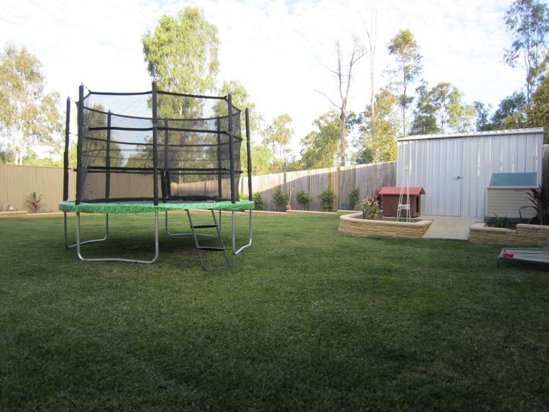 3 Azure Court, Deebing Heights QLD 4306