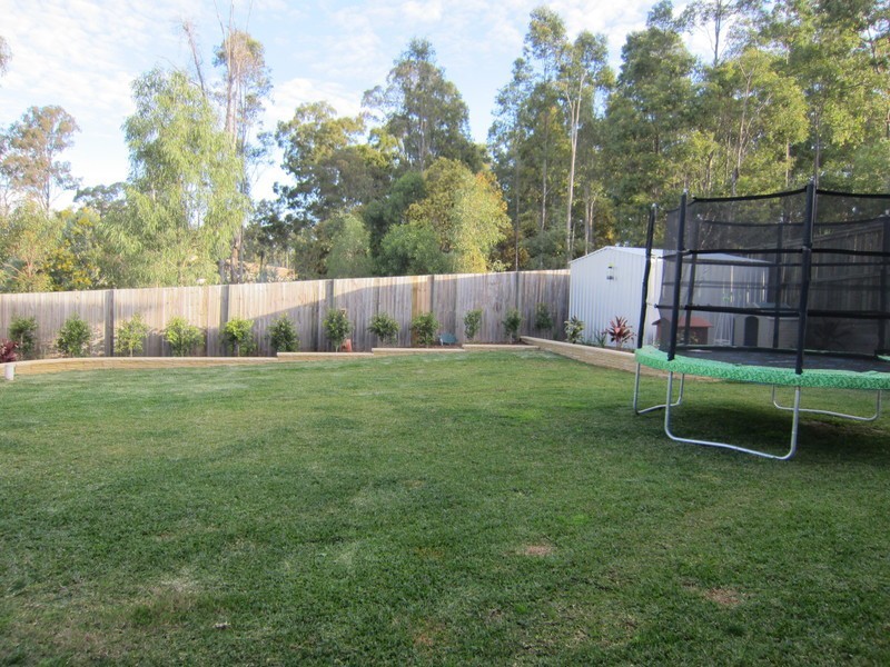 3 Azure Court, Deebing Heights QLD 4306