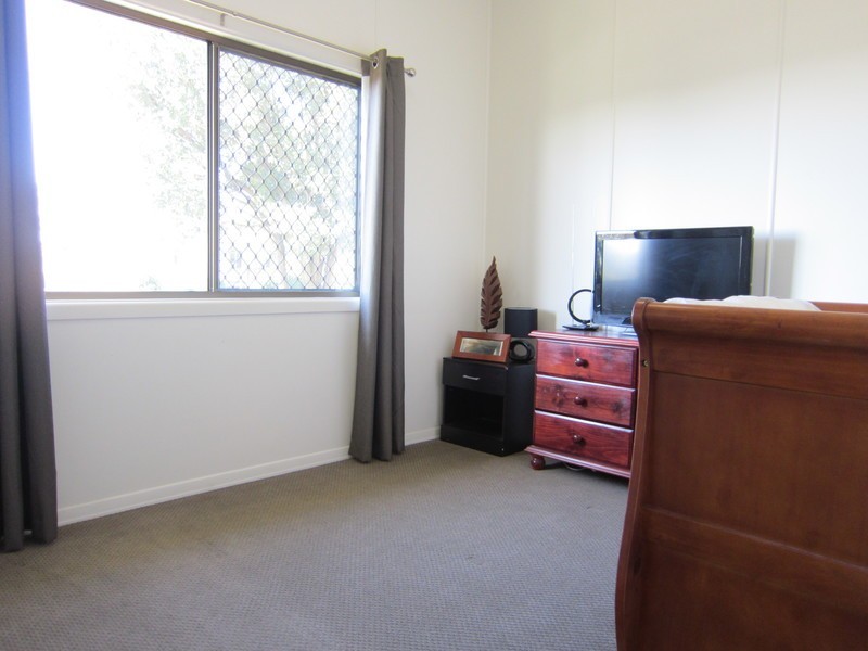 29 Margaret Street, Silkstone QLD 4304