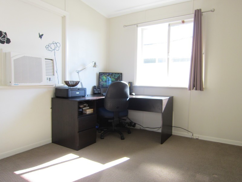 29 Margaret Street, Silkstone QLD 4304