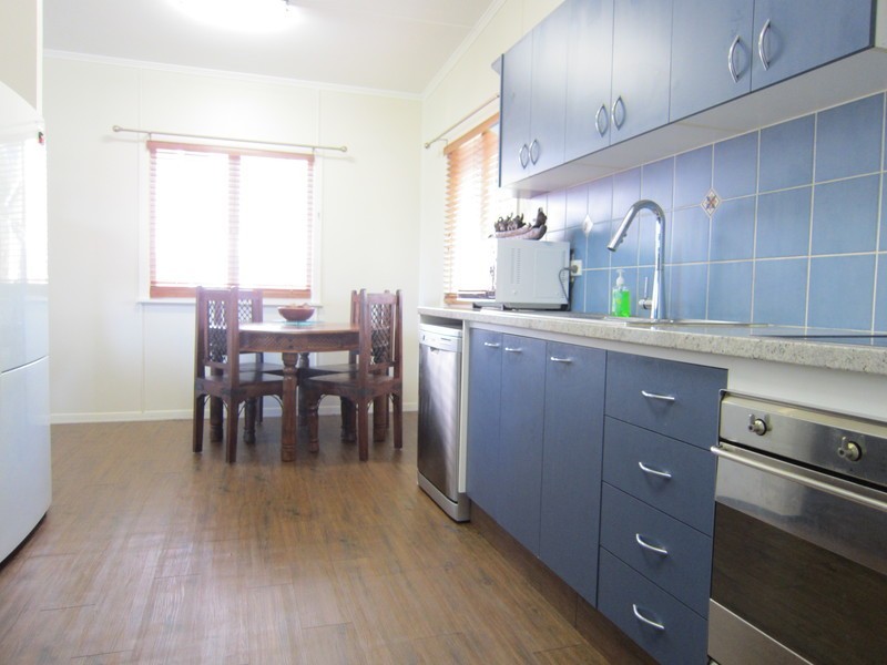 29 Margaret Street, Silkstone QLD 4304