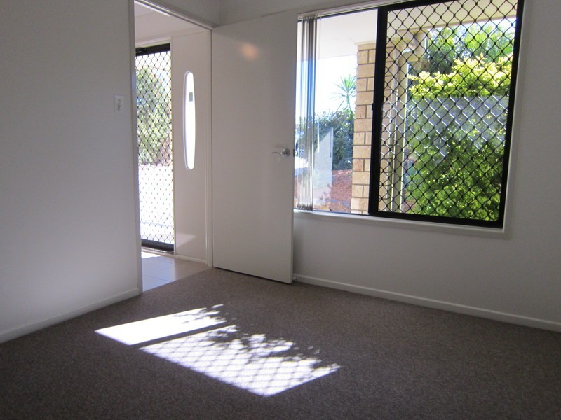 2 Burswood Close, Wulkuraka QLD 4305