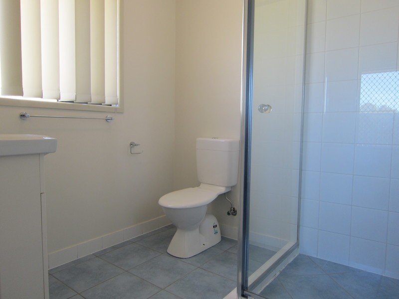 2 Burswood Close, Wulkuraka QLD 4305