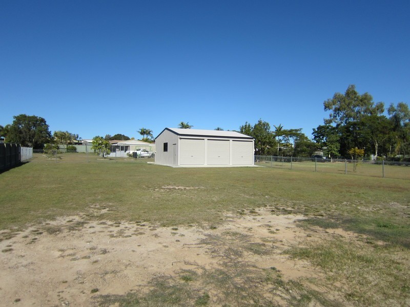11 Equestrian Drive, Yamanto QLD 4305