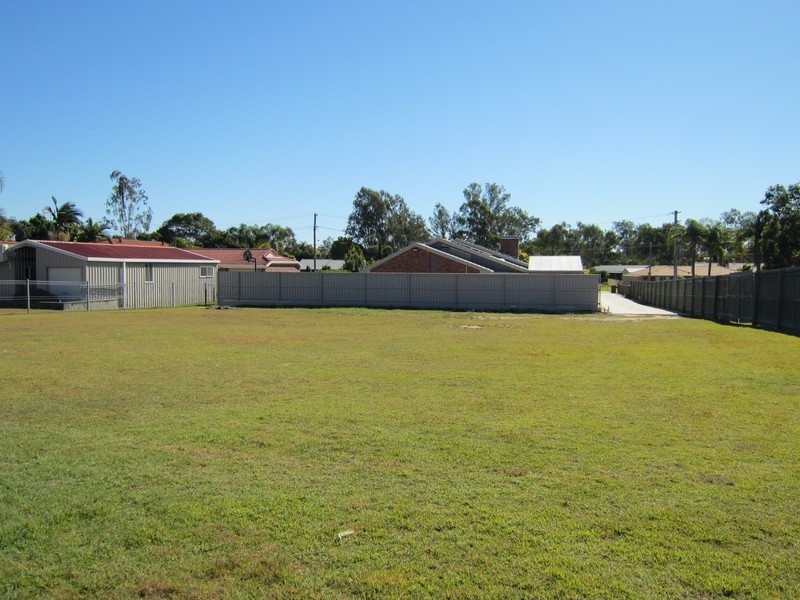 11 Equestrian Drive, Yamanto QLD 4305