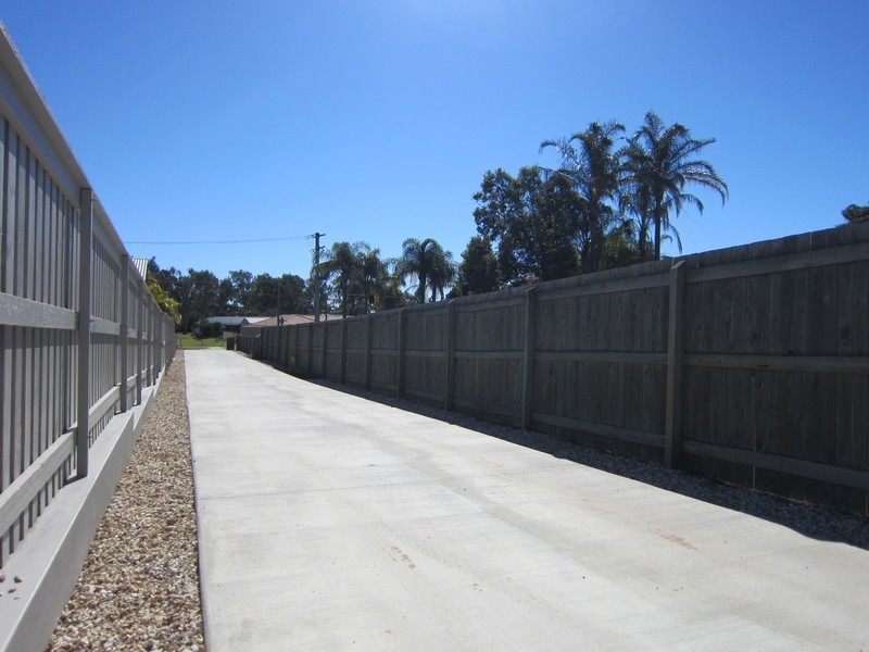 11 Equestrian Drive, Yamanto QLD 4305