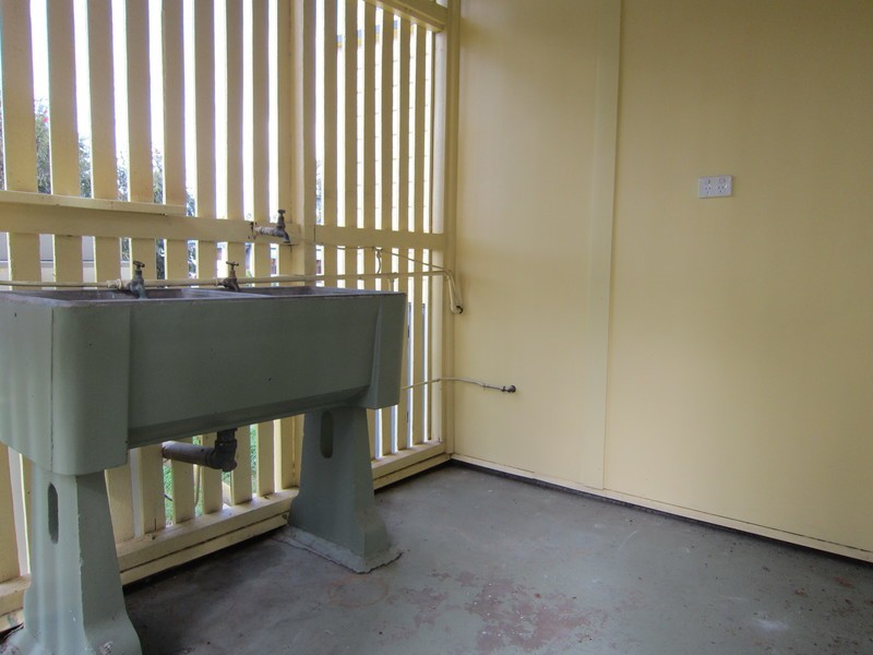 1 Grenville Street, Basin Pocket QLD 4305